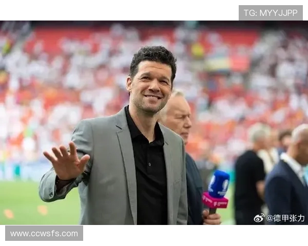 拜仁CEO回应阵容薄弱说法卡尔等天才因此迎来爆发机会